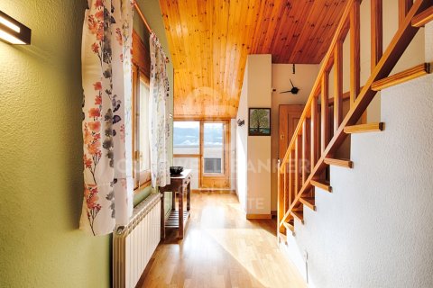 House for sale in Girona, Spain 4 bedrooms, 117 sq.m. No. 157132 - photo 11