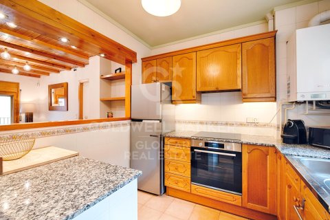 House for sale in Girona, Spain 4 bedrooms, 117 sq.m. No. 157132 - photo 8