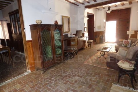 House for sale in Sella, Alicante, Spain 8 bedrooms, 660 sq.m. No. 157129 - photo 3