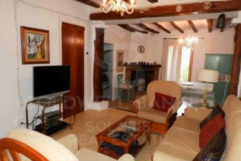 House for sale in Sella, Alicante, Spain 8 bedrooms, 660 sq.m. No. 157129 - photo 10