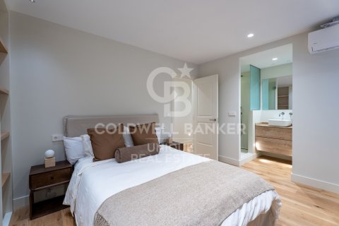 Lägenhet till salu i Madrid, Spanien 3 sovrum, 278 kvm. Nr. 157126 - foto 16