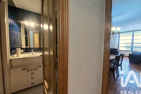Townhouse for sale in Bellcaire d'Urgell, Lleida, Spain 5 bedrooms, 310 sq.m. No. 184838 - photo 7