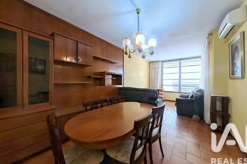 Townhouse for sale in Bellcaire d'Urgell, Lleida, Spain 5 bedrooms, 310 sq.m. No. 184838 - photo 6