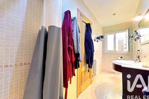 Duplex for sale in L'Espluga de Francoli, Tarragona, Spain 3 bedrooms,  No. 184834 - photo 19
