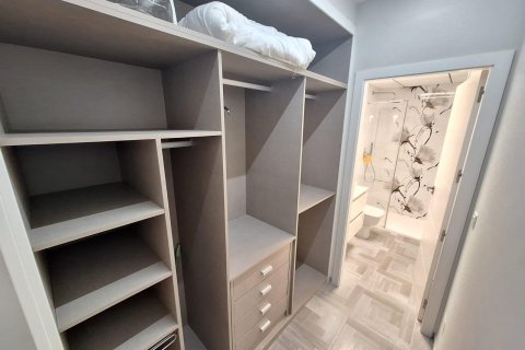 Dzīvoklis īrēšanai Torrevieja, Alicante, Spānijā 1 istaba, 77 m2 Nr. 147616 - attēls 8