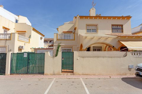 Huvila myytävänä Pilar de la Horadada, Alicante, Espanja, 3 makuuhuonetta, 86 m2 No. 147611 - kuva 25