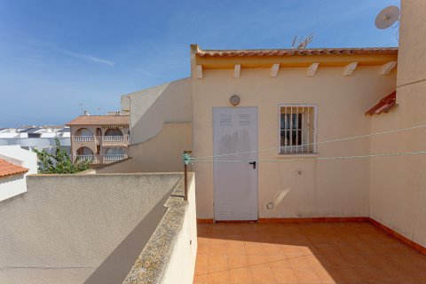 Huvila myytävänä Pilar de la Horadada, Alicante, Espanja, 3 makuuhuonetta, 86 m2 No. 147611 - kuva 18