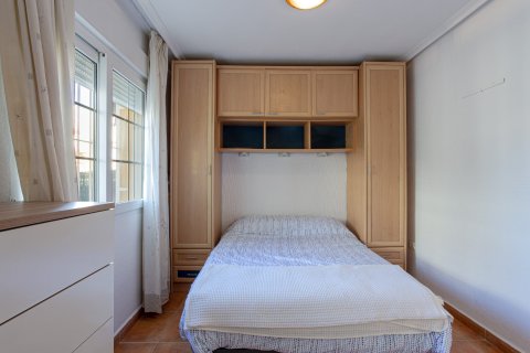 Huvila myytävänä Pilar de la Horadada, Alicante, Espanja, 3 makuuhuonetta, 86 m2 No. 147611 - kuva 21