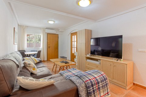 Huvila myytävänä Pilar de la Horadada, Alicante, Espanja, 3 makuuhuonetta, 86 m2 No. 147611 - kuva 6