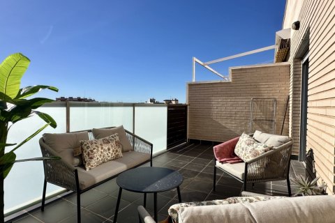 Huoneisto myytävänä Torrevieja, Alicante, Espanja, 3 makuuhuonetta, 90 m2 No. 147612 - kuva 25