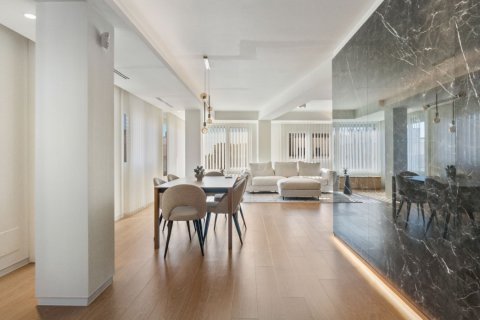 Apartament w Torrevieja, Alicante, Hiszpania 2 sypialnie, 160 mkw. nr 147613 – zdjęcie 18