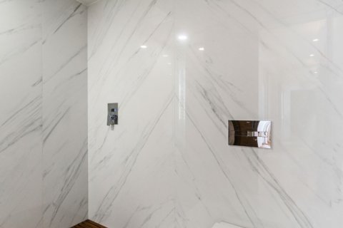 Apartament w Torrevieja, Alicante, Hiszpania 2 sypialnie, 160 mkw. nr 147613 – zdjęcie 21