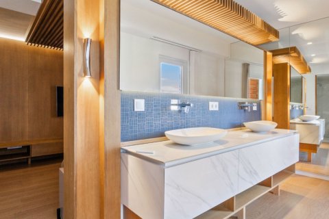 Apartament w Torrevieja, Alicante, Hiszpania 2 sypialnie, 160 mkw. nr 147613 – zdjęcie 3