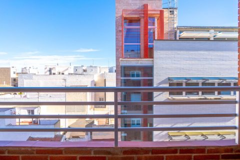 Apartament w Torrevieja, Alicante, Hiszpania 2 sypialnie, 160 mkw. nr 147613 – zdjęcie 24