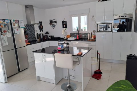 Продажа виллы в Сьюдад Кесада, Аликанте, Испания 4 спальни, 260м2 №192301 - фото 19