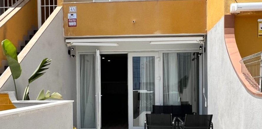 Bungalow in Torrevieja, Alicante, Spanien 2 Schlafzimmer, 56 m2 Nr. 192300