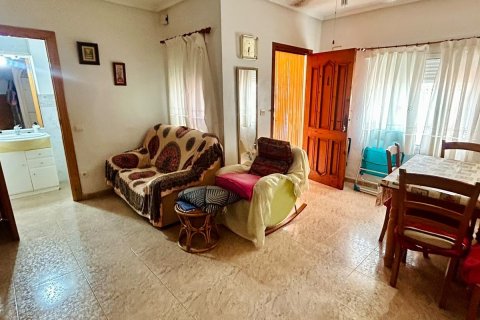 Kaupunkipientalo myytävänä Torrevieja, Alicante, Espanja, 3 makuuhuonetta, 69 m2 No. 192303 - kuva 9