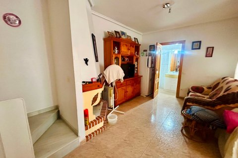 Kaupunkipientalo myytävänä Torrevieja, Alicante, Espanja, 3 makuuhuonetta, 69 m2 No. 192303 - kuva 16
