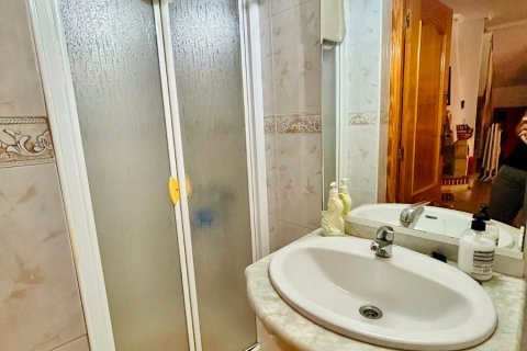 Kaupunkipientalo myytävänä Torrevieja, Alicante, Espanja, 3 makuuhuonetta, 69 m2 No. 192303 - kuva 18