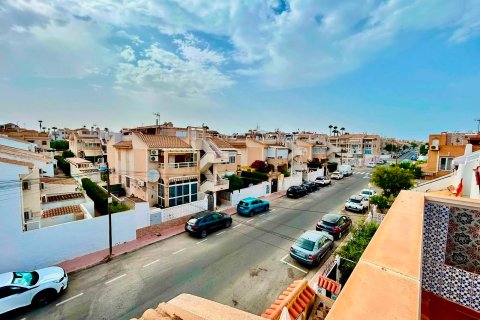Kaupunkipientalo myytävänä Torrevieja, Alicante, Espanja, 3 makuuhuonetta, 69 m2 No. 192303 - kuva 30