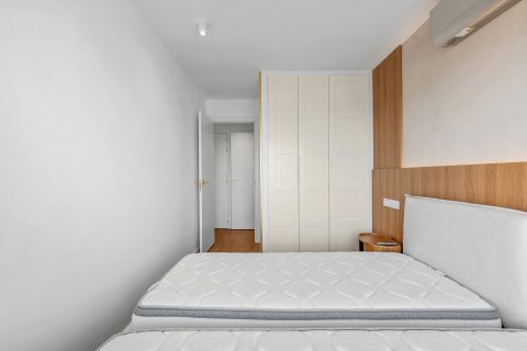 Продажа квартиры в Пунта Прима, Аликанте, Испания 2 спальни, 70м2 №192302 - фото 23
