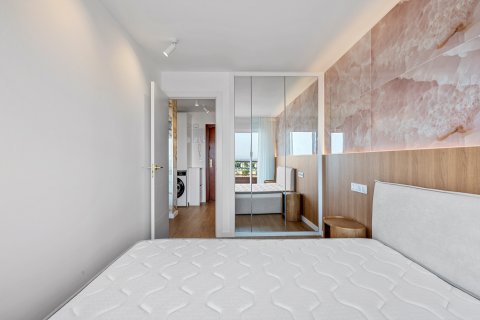 Продажа квартиры в Пунта Прима, Аликанте, Испания 2 спальни, 70м2 №192302 - фото 18