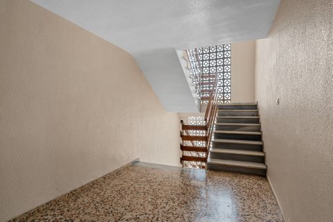 Продажа квартиры в Пунта Прима, Аликанте, Испания 2 спальни, 70м2 №192302 - фото 3
