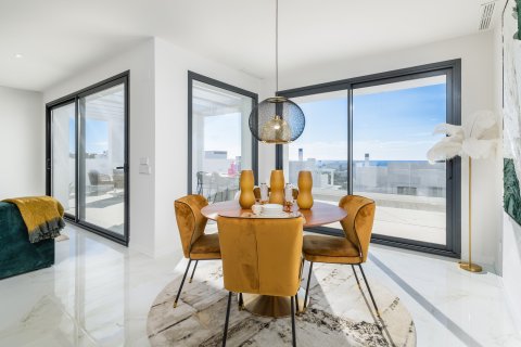 Продажа квартиры в Эстепона, Малага, Испания 3 спальни, 274м2 №136148 - фото 24