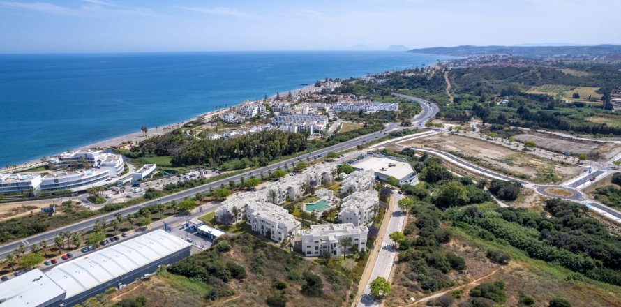 Apartamento Estepona, Málaga, España 3 dormitorios, 147 m2 No. 136146