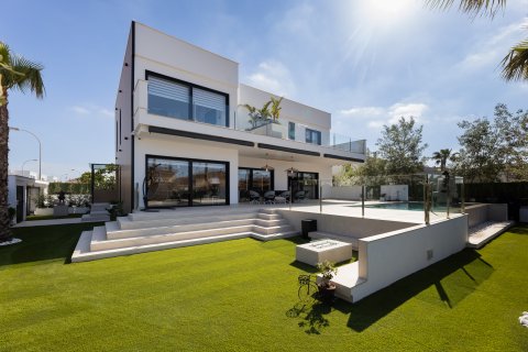 Villa i Marratxinet (Marratxi), Mallorca, Spanien 5 sovrum, 475 kvm. Nr. 161044