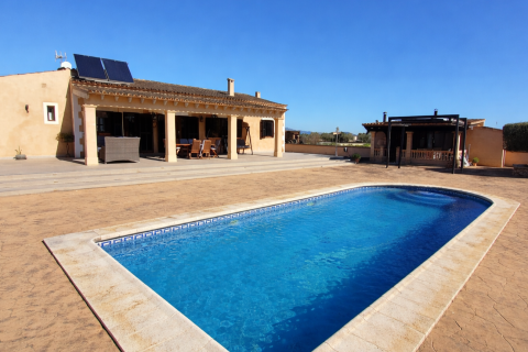 Finca för uthyrning i Sencelles, Mallorca, Spanien 4 sovrum, 256 kvm. Nr. 161047 - foto 2