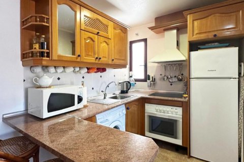 Apartment for sale in Alicante, Spain 2 bedrooms, 64 sq.m. No. 148973 - photo 9