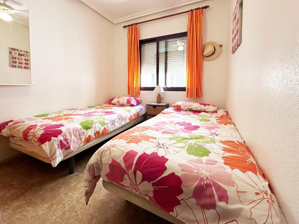 Apartamento en Alicante, España 2 dormitorios, 64 m2 No. 148973