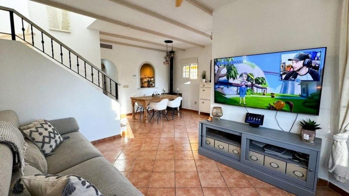 Villa in Algorfa, Alicante, Spain 5 bedrooms, 172 sq.m. No. 148975
