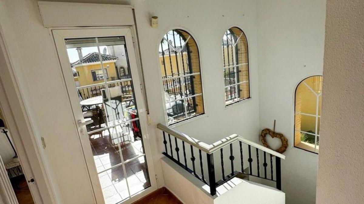 Villa in Algorfa, Alicante, Spain 5 bedrooms, 172 sq.m. No. 148975