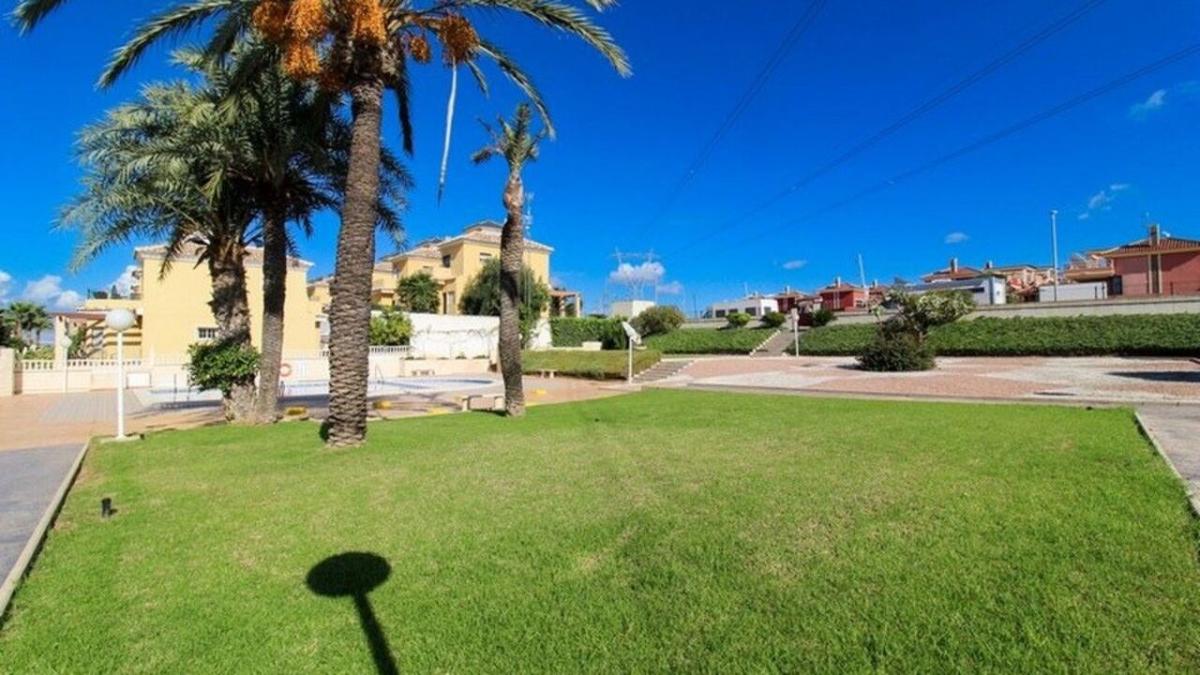 Villa in Algorfa, Alicante, Spain 5 bedrooms, 172 sq.m. No. 148975