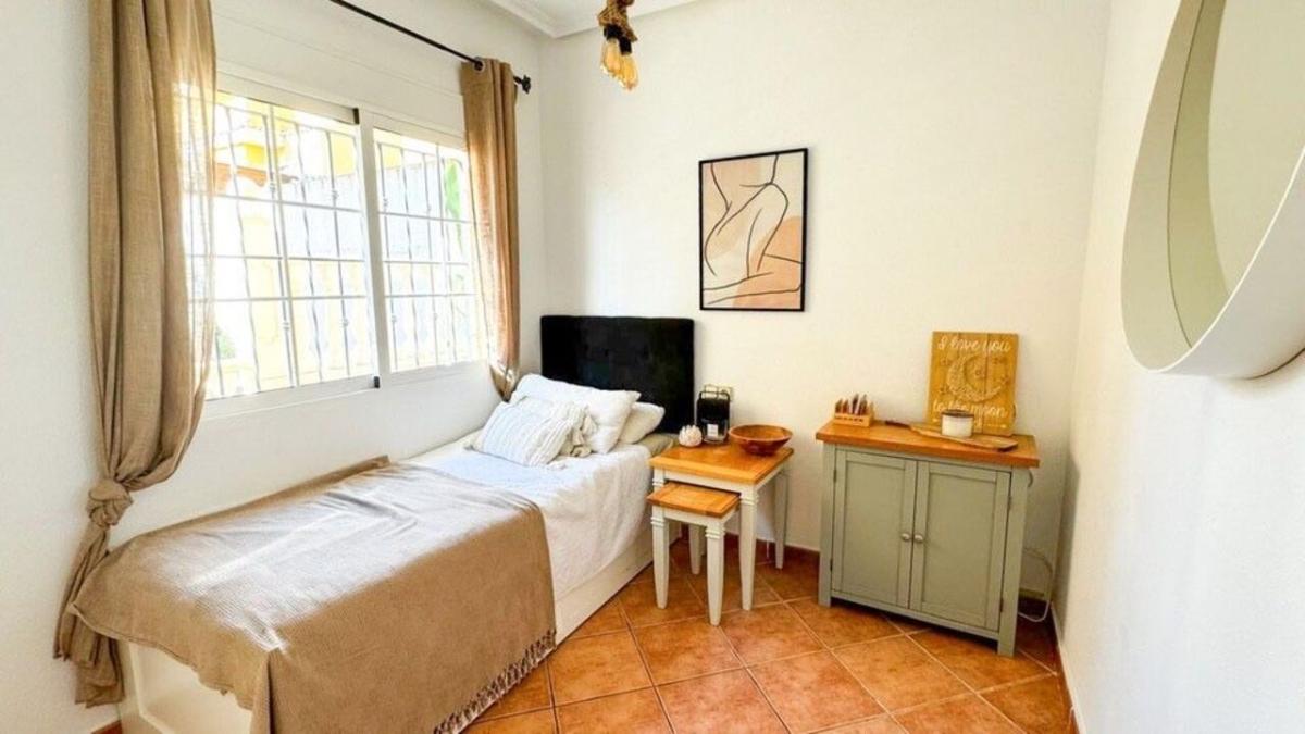 Villa in Algorfa, Alicante, Spain 5 bedrooms, 172 sq.m. No. 148975
