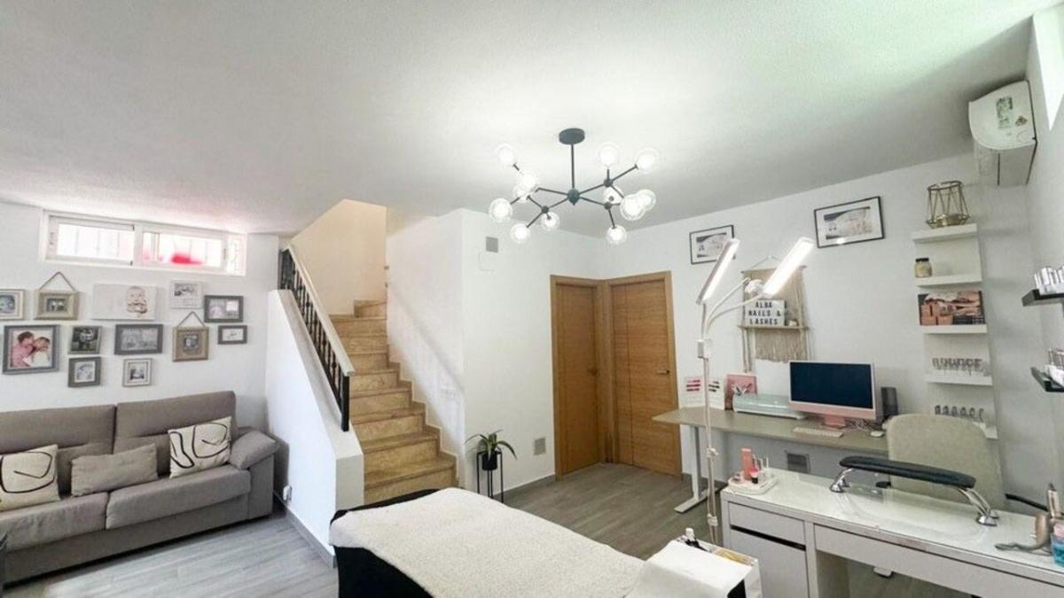 Villa in Algorfa, Alicante, Spain 5 bedrooms, 172 sq.m. No. 148975