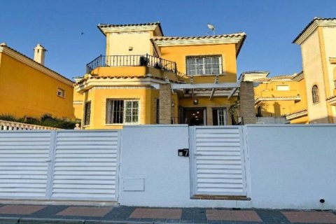 Villa i Algorfa, Alicante, Spanien 5 sovrum, 172 kvm. Nr. 148975
