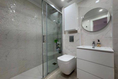 Apartment à vendre à Torrevieja, Alicante, Espagne, 4 chambres, 115 m2 No. 148972 - photo 8