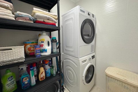 Apartment à vendre à Torrevieja, Alicante, Espagne, 4 chambres, 115 m2 No. 148972 - photo 19