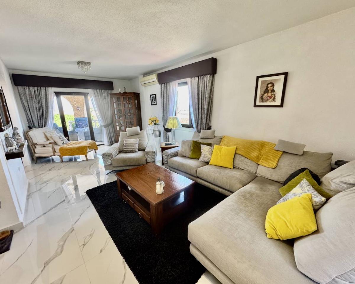 Villa à Algorfa, Alicante, Espagne 5 chambres, 375 m2 No. 148974