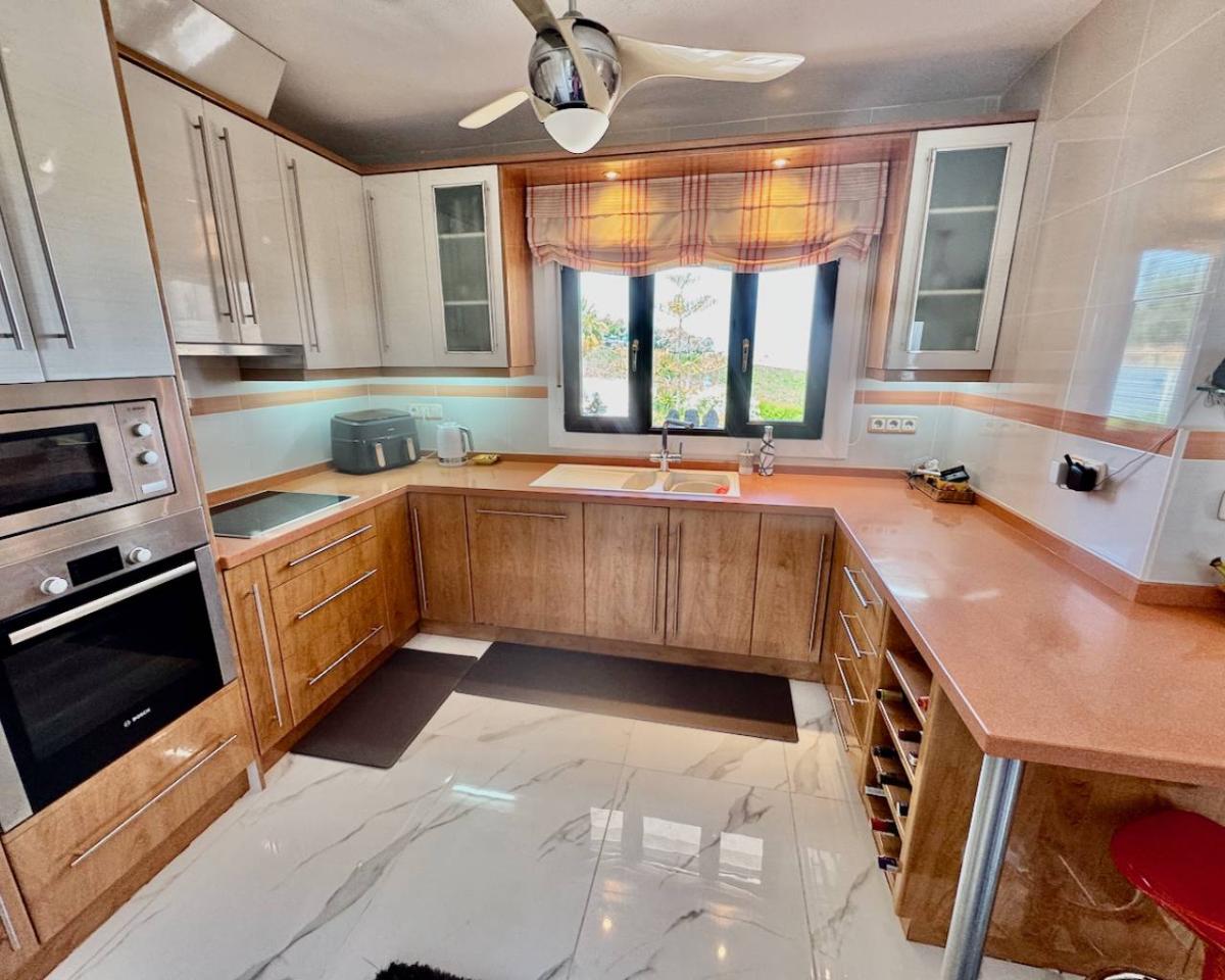 Villa à Algorfa, Alicante, Espagne 5 chambres, 375 m2 No. 148974