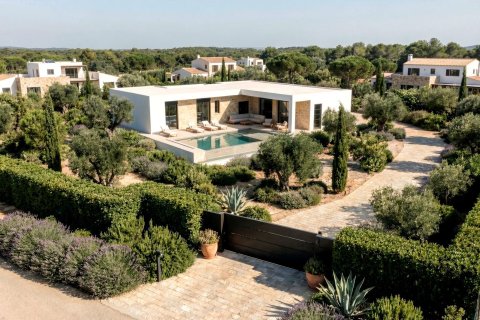 Villa in Aspe, Alicante, Spain 3 bedrooms, 140 sq.m. No. 193861