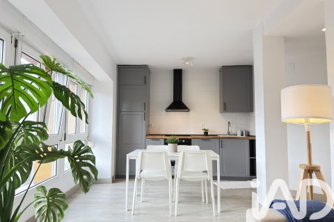 Apartment for sale in Gijon, Asturias, Spain 1 bedroom, 61 sq.m. No. 172412 - photo 10