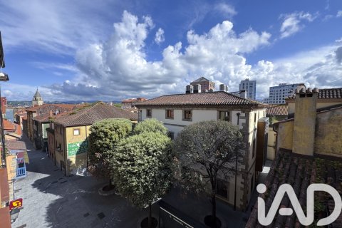 Apartment for sale in Gijon, Asturias, Spain 1 bedroom, 61 sq.m. No. 172412 - photo 17