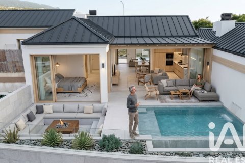 Talo myytävänä Adeje, Tenerife, Espanja, 3 makuuhuonetta, 211 m2 No. 172410 - kuva 2