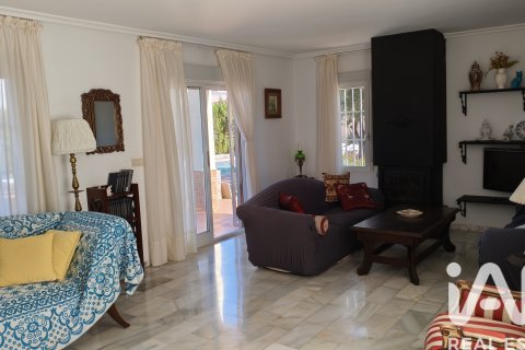 Dzīvoklis pārdošanā Torrevieja, Alicante, Spānijā 4 istabas, 274 m2 Nr. 172408 - attēls 3