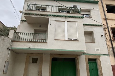 Commercial property in Corbera d'Ebre, Tarragona, Spain 275 sq.m. No. 172414