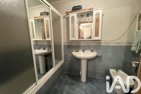 Продажа квартиры в Сан Андрес дель Рабанедо, Леон, Испания 1 спальня, 87м2 №184794 - фото 12